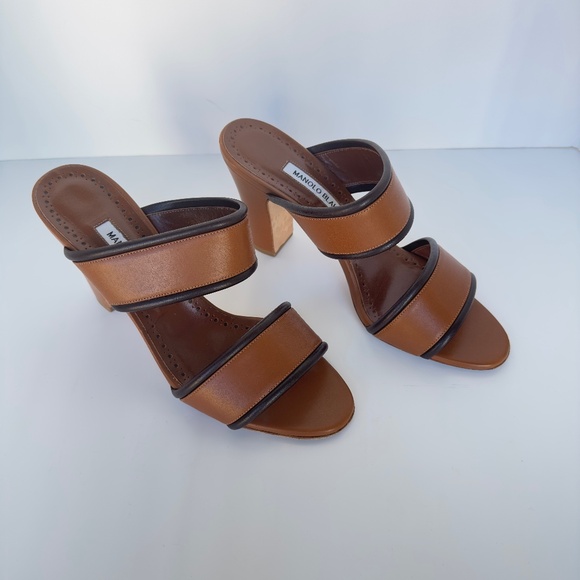 Manolo Blahnik Two Strap Leather Sandals in Brown with Black Trim, IT 40.5 - Picture 1 of 13